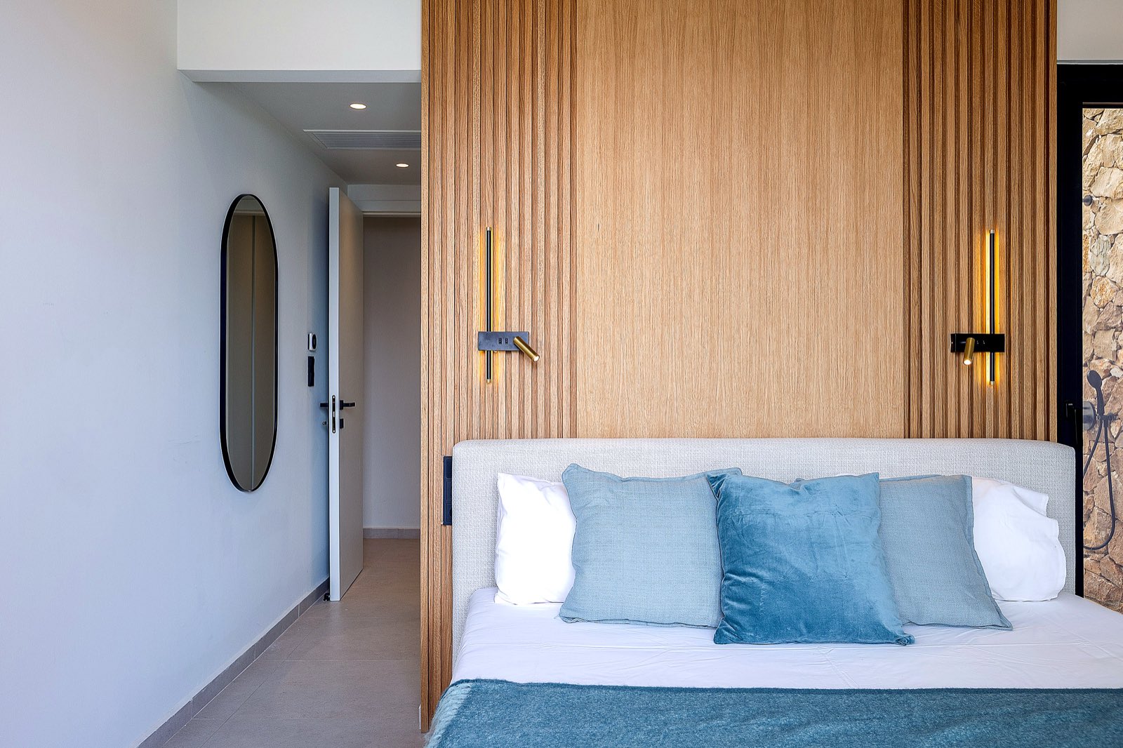 Master en-suite bedroom by the light corridor